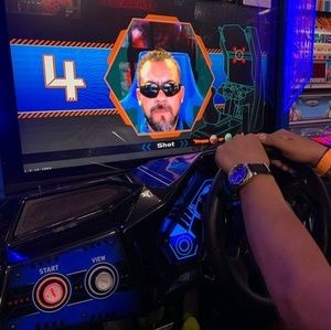 Meet your Posher, Julio